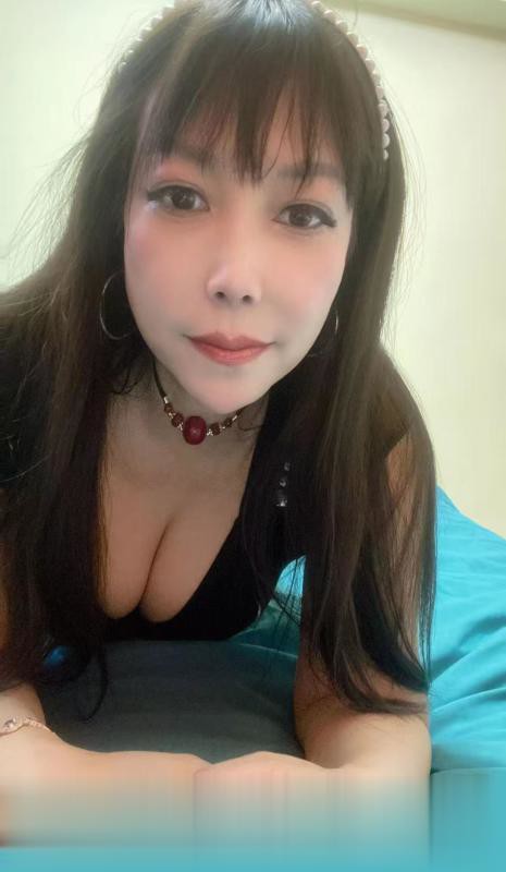 四川-成都服务型成熟少妇-2.jpg