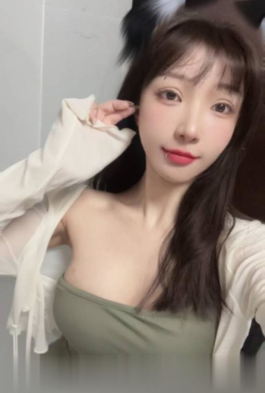 湖南-长沙少妇感大胸丰臀老师-2.jpg