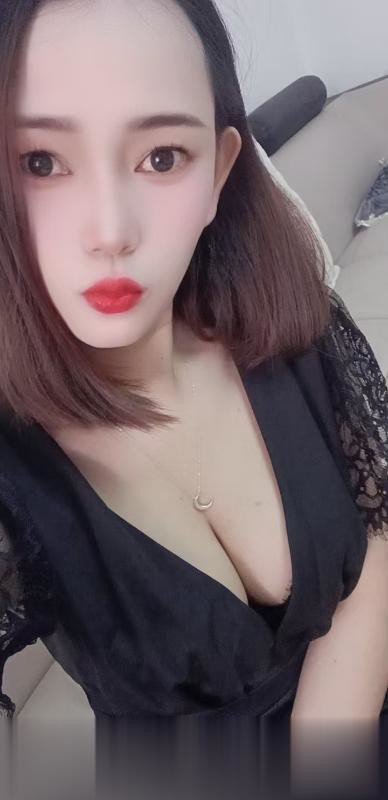 云南-昆明打桩风骚人妻-2.jpg