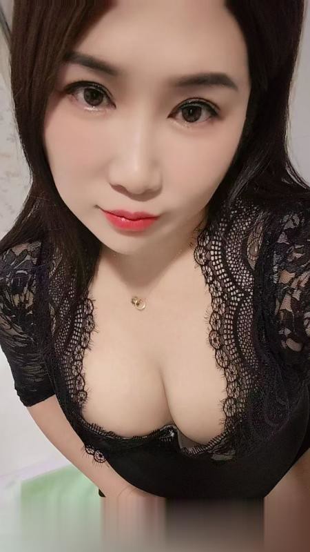 河南-郑州骚劲十足的小川妹子-1.jpg