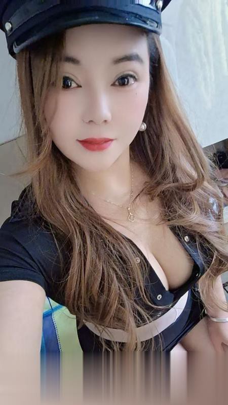 福建-泉州大奶少妇薇薇-2.jpg